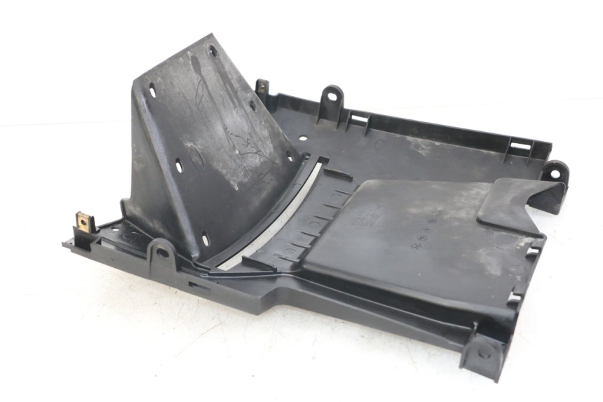 photo de BAS DE CAISSE KYMCO DINK STREET ABS 125 (2011 - 2018) - Détail de la pièce