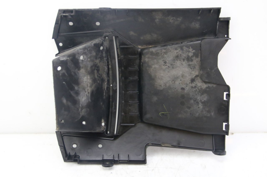 photo de BAS DE CAISSE KYMCO DINK STREET 125 (2009 - 2014) - Détail de la pièce