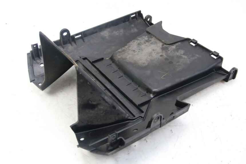 photo de BAS DE CAISSE KYMCO DINK STREET 125 (2009 - 2014) - Points de fixation