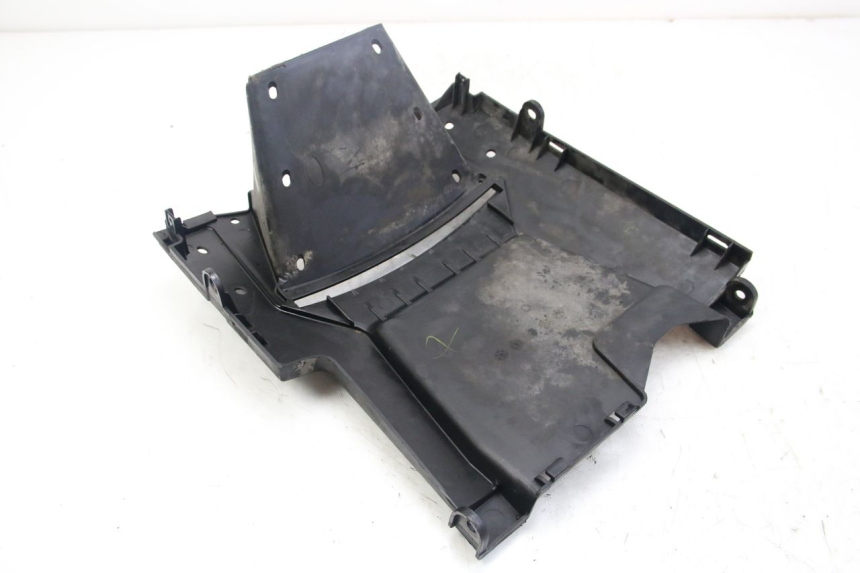 photo de BAS DE CAISSE KYMCO DINK STREET 125 (2009 - 2014) - Marquages et références