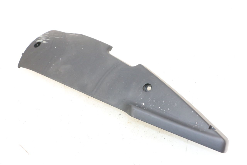 photo de BAS DE CAISSE DROIT DAELIM A-FOUR 2T 50 (2005 - 2012) - Gros plan technique