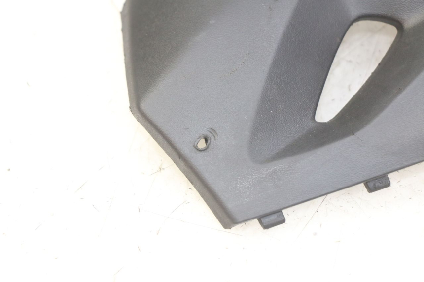 photo de BAS DE CAISSE DROIT KYMCO AGILITY 16+ 4T 50 (2018 - 2023) - Détail de la pièce