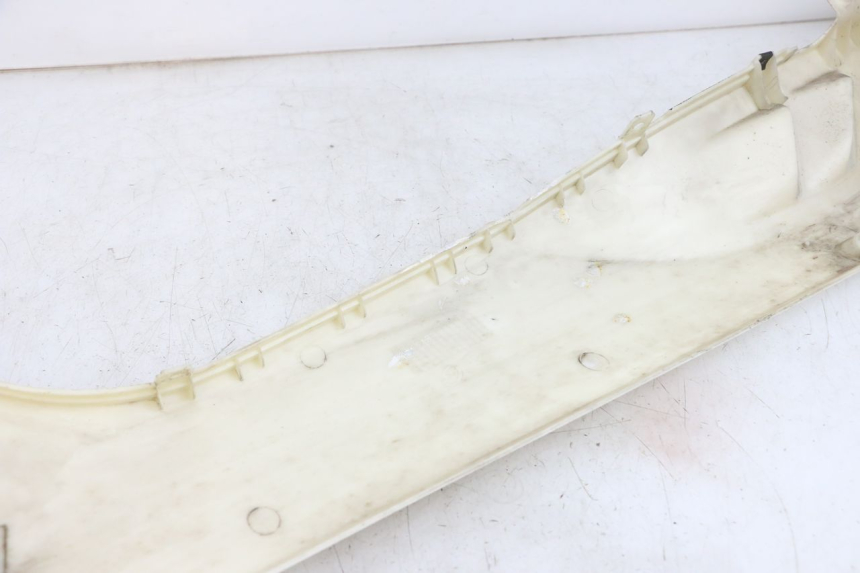 photo de BAS DE CAISSE DROIT JONWAY AZTRAL 125 (2008 - 2017) - Autre angle de vue