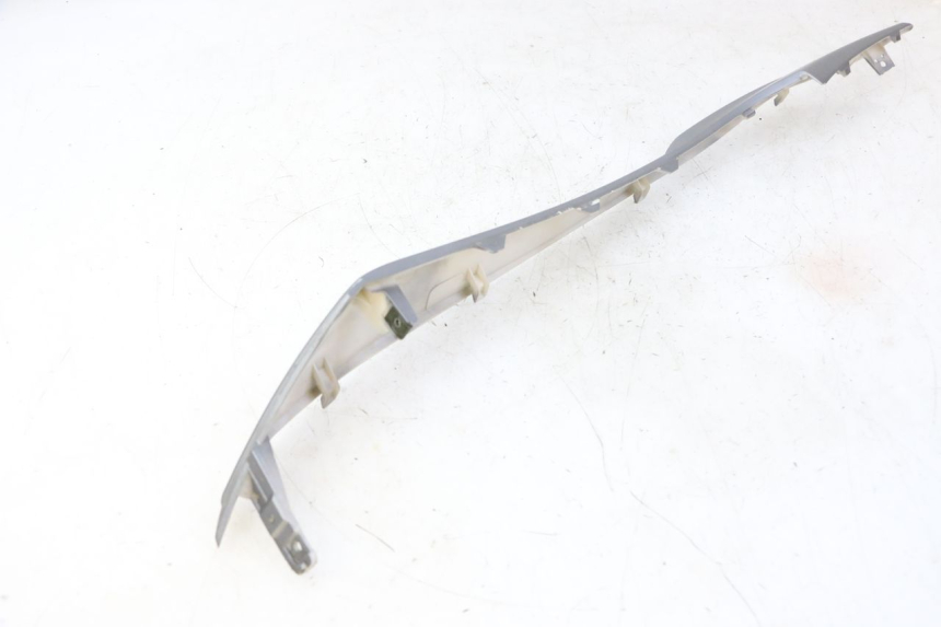 photo de BAS DE CAISSE DROIT MOTRON BREEZY 4T 50 (2021 - 2025) - Zoom état d’usage