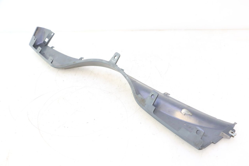 photo de BAS DE CAISSE DROIT SUZUKI BURGMAN 125 (2007 - 2014) - Marquages et références