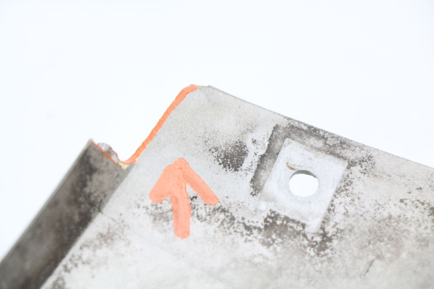 photo de BAS DE CAISSE DROIT BMW C1 125 (2000 - 2003) - Marquages et références