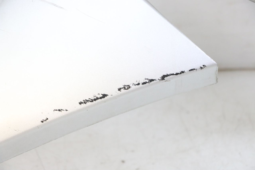 photo de BAS DE CAISSE DROIT PEUGEOT CITYSTAR 50 (2013 - 2017) - Détails caractéristiques