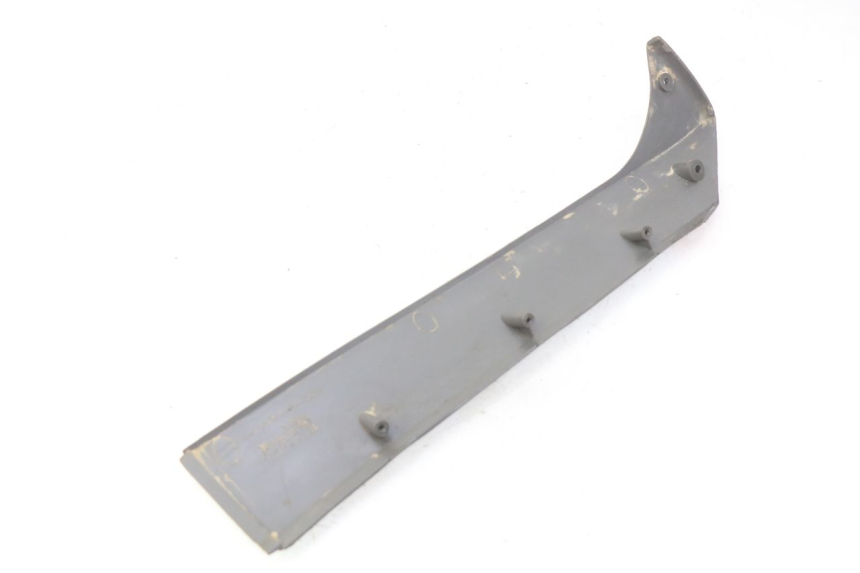 photo de BAS DE CAISSE DROIT SUZUKI CP 80 (1985 - 1996) - Zoom état d’usage