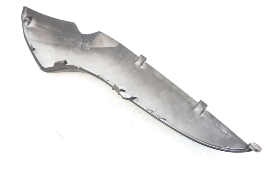 photo de Lower right side panel KYMCO DINK STREET ABS 125 (2011 - 2018) - Détail de la pièce