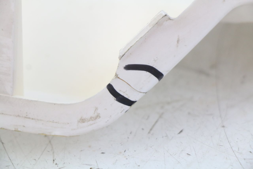 photo de BAS DE CAISSE DROIT PEUGEOT E-VIVACITY 1 (2012 - 2018) - Zoom état d’usage