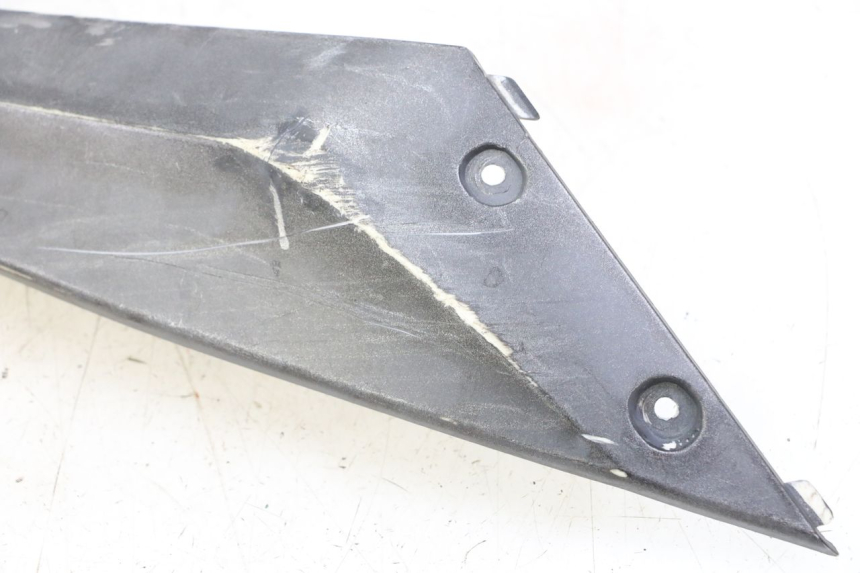 photo de BAS DE CAISSE DROIT JM MOTORS EVOLIS 4T 50 (2018 - 2022) - État de surface