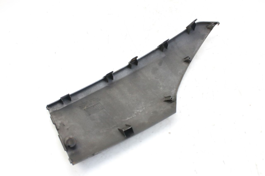 photo de BAS DE CAISSE DROIT HONDA FES S-WING SWING ABS 125 (2007 - 2015) - Zoom état d’usage