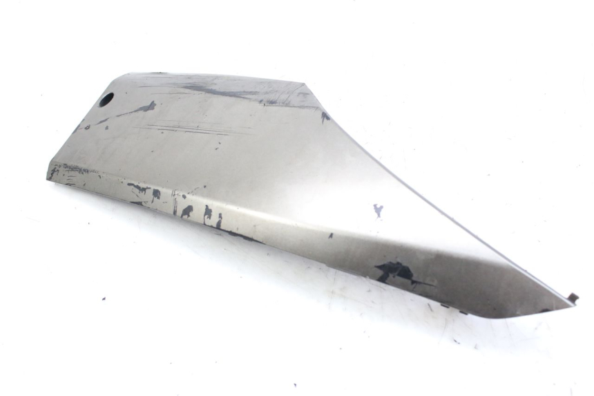 photo de BAS DE CAISSE DROIT HONDA FES S-WING SWING ABS 125 (2007 - 2015) - Points de fixation