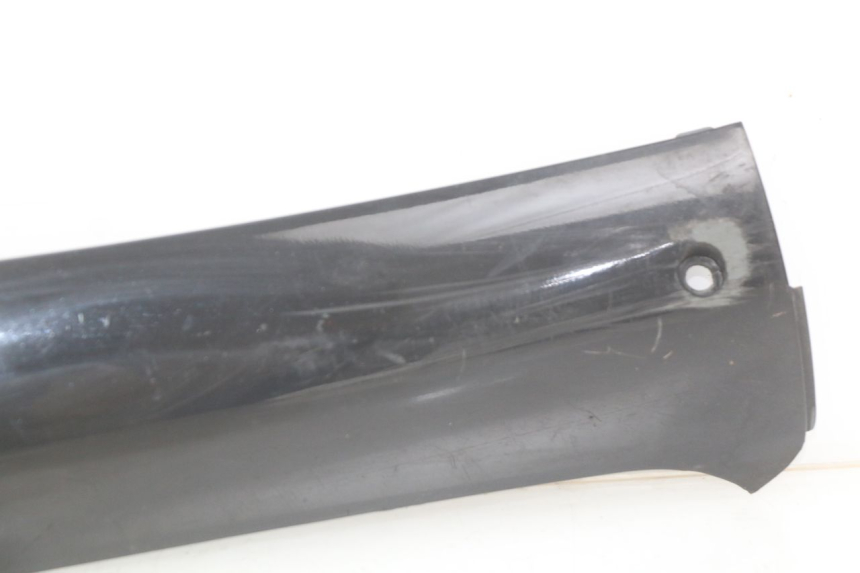 photo de BAS DE CAISSE DROIT SYM FIDDLE 2 125 (2010 - 2013) - Marquages et références