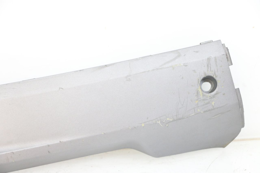 photo de BAS DE CAISSE DROIT SYM FIDDLE 3 III 125 (2014 - 2020) - Points de fixation