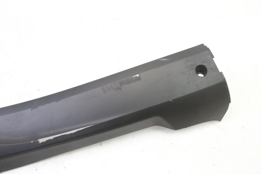 photo de BAS DE CAISSE DROIT SYM FIDDLE 3 III 50 (2014 - 2020) - Zoom état d’usage