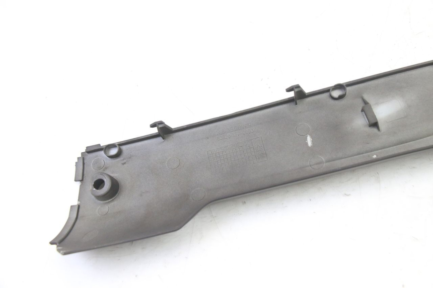 photo de BAS DE CAISSE DROIT SYM FIDDLE 3 III 50 (2014 - 2020) - État de surface