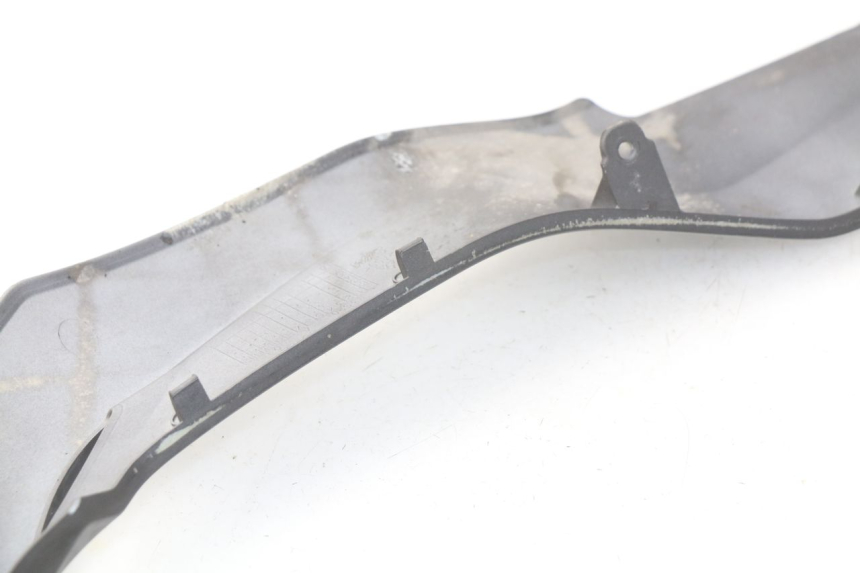 photo de BAS DE CAISSE DROIT SYM GTS EFI ABS 125 (2012 - 2016) - Autre angle de vue