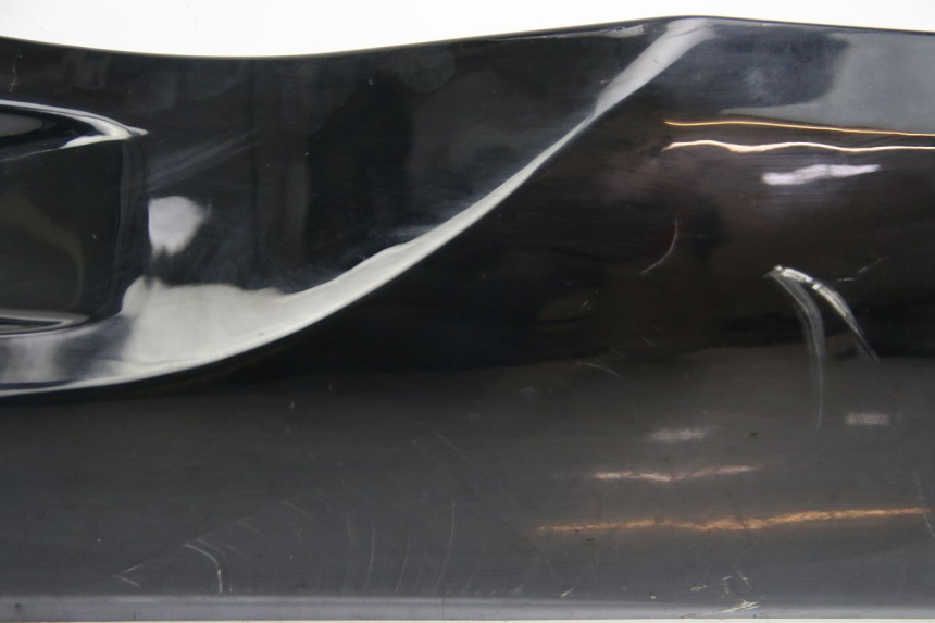 photo de BAS DE CAISSE DROIT REVATTO IMPERATOR 125 (2007 - 2015) - Gros plan technique