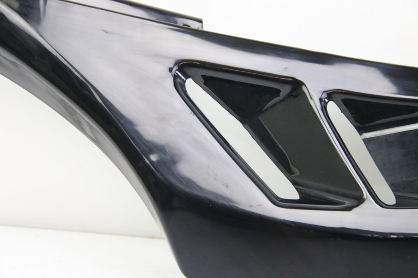 photo de BAS DE CAISSE DROIT REVATTO IMPERATOR 125 (2007 - 2015) - Points de fixation