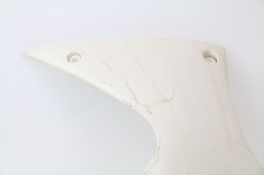 photo de BAS DE CAISSE DROIT PEUGEOT JET FORCE CARBU 50 (2003 - 2016) - Détails caractéristiques