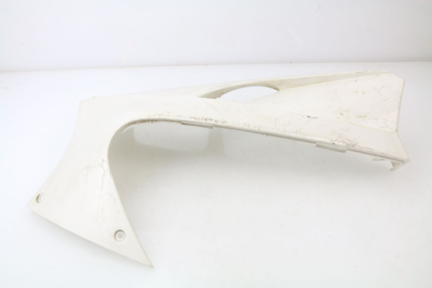 photo de BAS DE CAISSE DROIT PEUGEOT JET FORCE CARBU 50 (2003 - 2016) - Points de fixation