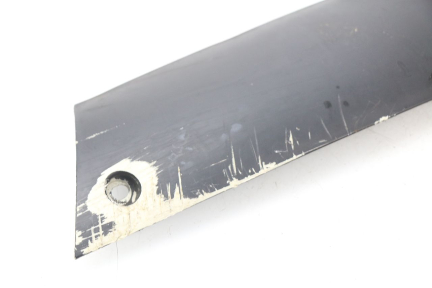 photo de BAS DE CAISSE DROIT PEUGEOT KISBEE 2T 50 (2010 - 2017) - Détail de la pièce