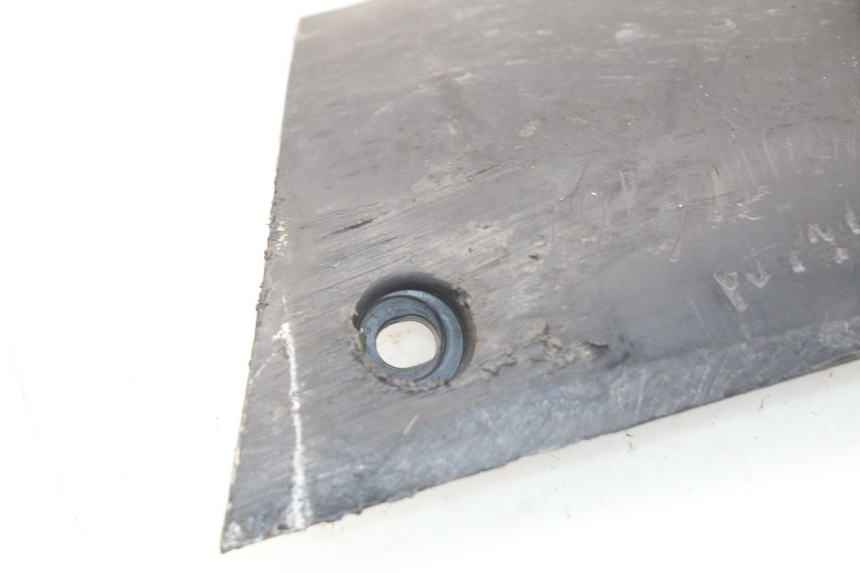 photo de BAS DE CAISSE DROIT PEUGEOT KISBEE 2T 50 (2010 - 2017) - Zoom état d’usage