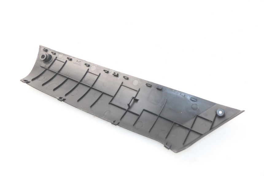 photo de BAS DE CAISSE DROIT PEUGEOT KISBEE 2T 50 (2010 - 2017) - Points de fixation