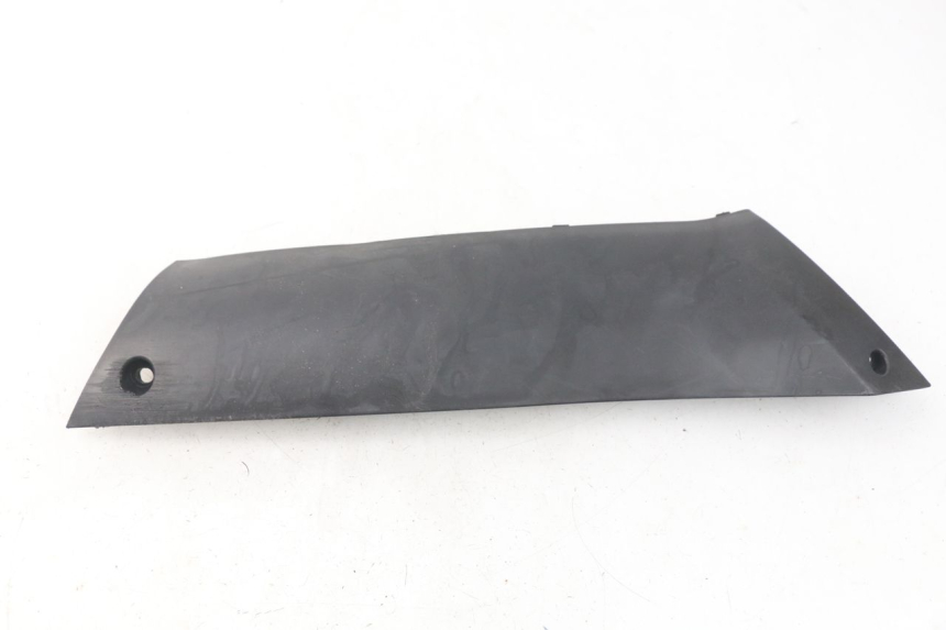 photo de BAS DE CAISSE DROIT PEUGEOT KISBEE 2T 50 (2010 - 2017) - Détail de la pièce