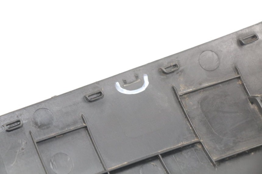 photo de BAS DE CAISSE DROIT PEUGEOT KISBEE 2T 50 (2010 - 2017) - Autre angle de vue