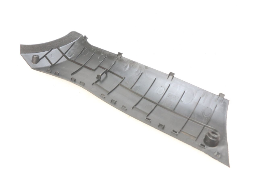 photo de BAS DE CAISSE DROIT PEUGEOT KISBEE 2T 50 (2010 - 2017) - Détail de la pièce