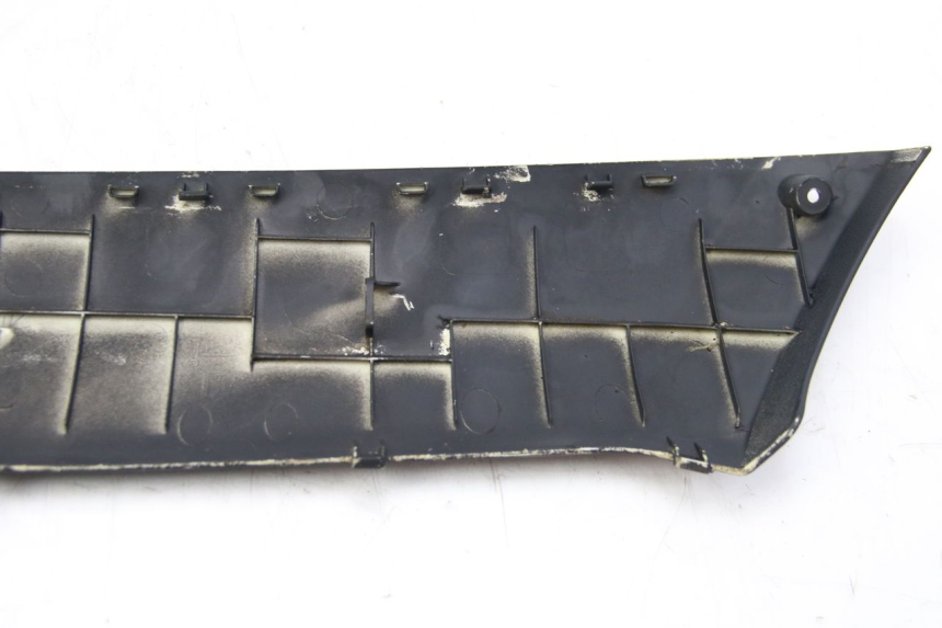 photo de BAS DE CAISSE DROIT PEUGEOT KISBEE 2T 50 (2018 - 2022) - Gros plan technique