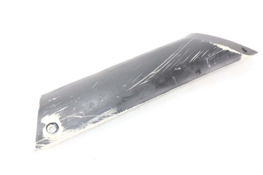 photo de BAS DE CAISSE DROIT PEUGEOT KISBEE 4T 50 (2018 - 2022) - Gros plan technique