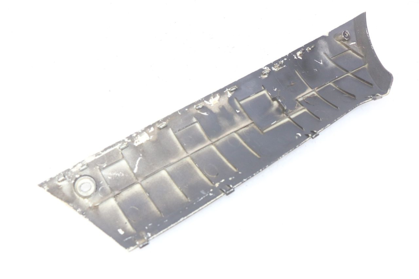 photo de BAS DE CAISSE DROIT PEUGEOT KISBEE 4T 50 (2010 - 2017) - Autre angle de vue