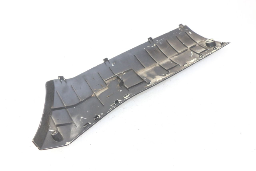 photo de BAS DE CAISSE DROIT PEUGEOT KISBEE 4T 50 (2010 - 2017) - Vue d’ensemble