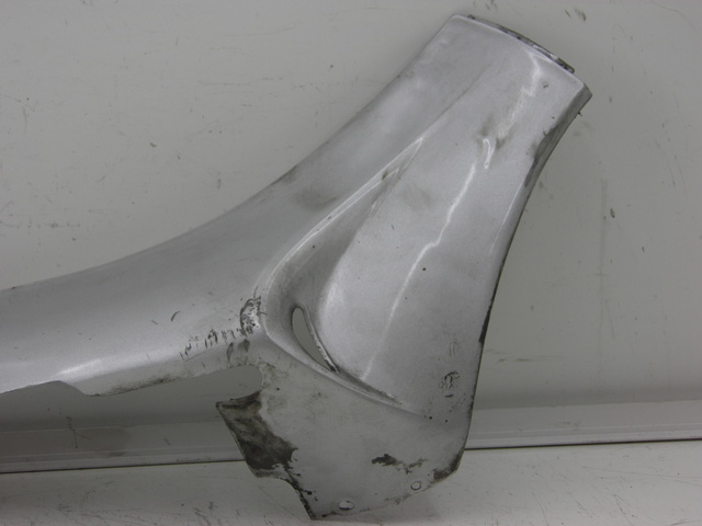 photo de BAS DE CAISSE DROIT KYMCO SPACER 50 (1998 - 2009) - Détail de la pièce