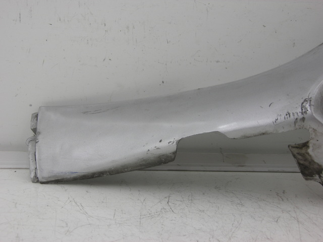 photo de BAS DE CAISSE DROIT KYMCO SPACER 50 (1998 - 2009) - Vue d’ensemble