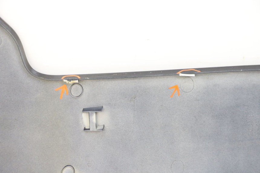 photo de BAS DE CAISSE DROIT KYMCO XCITING 500 (2007 - 2010) - État de surface