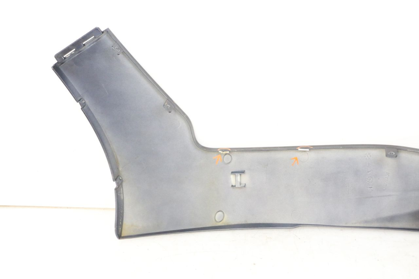 photo de BAS DE CAISSE DROIT KYMCO XCITING 500 (2007 - 2010) - Marquages et références