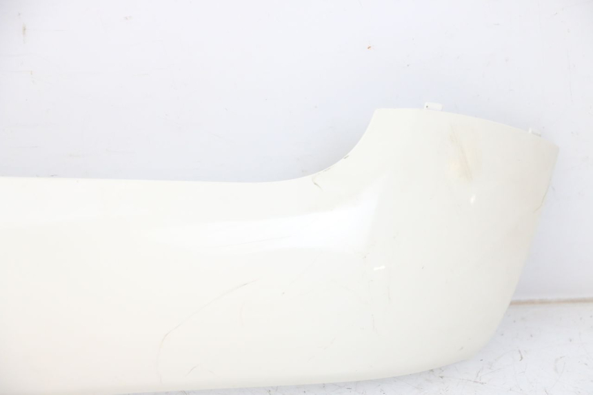 photo de BAS DE CAISSE DROIT KYMCO LIKE 125 (2009 - 2016) - Zoom composants