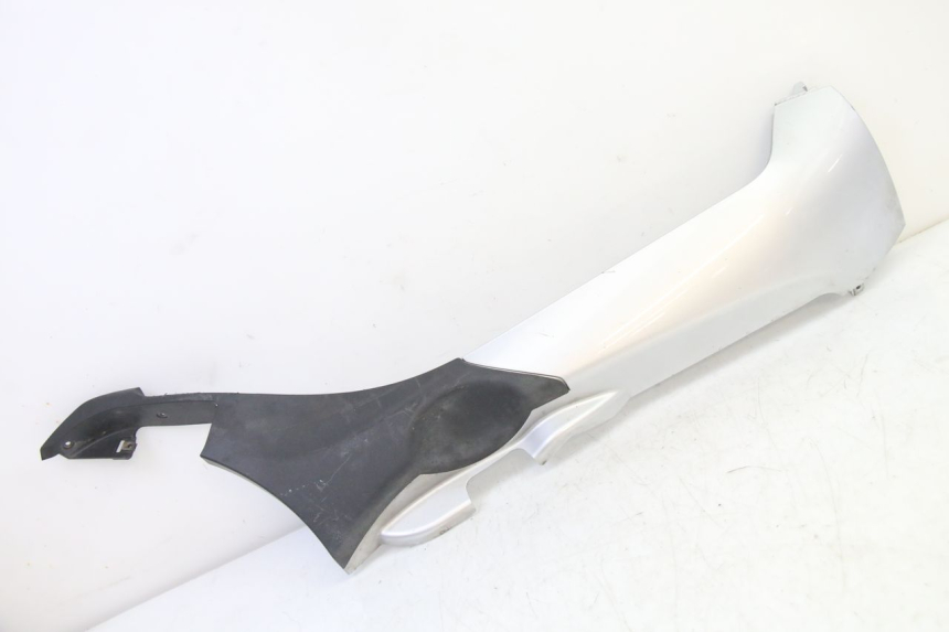 photo de BAS DE CAISSE DROIT PIAGGIO MP3 500 (2014 - 2017) - Vue principale