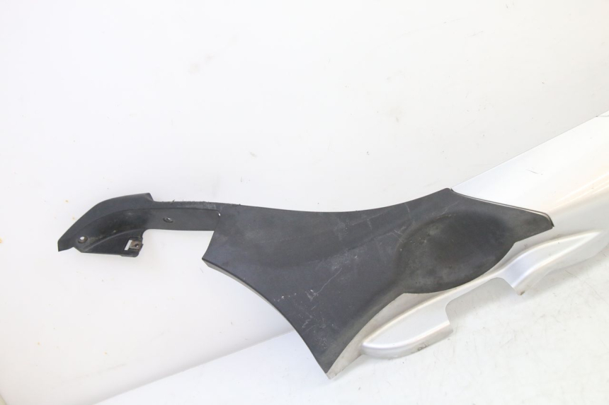 photo de BAS DE CAISSE DROIT PIAGGIO MP3 500 (2014 - 2017) - Détail de la pièce