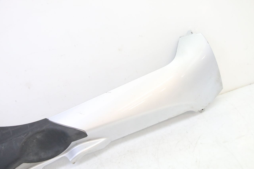 photo de BAS DE CAISSE DROIT PIAGGIO MP3 500 (2014 - 2017) - Zoom état d’usage