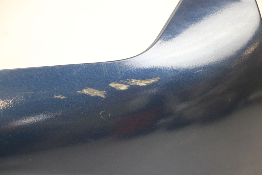 photo de BAS DE CAISSE DROIT PIAGGIO MP3 RL 250 (2006 - 2010) - Zoom composants