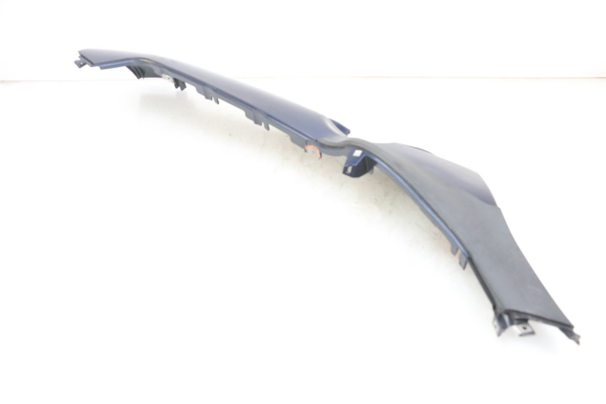 photo de BAS DE CAISSE DROIT PIAGGIO MP3 RL 250 (2006 - 2010) - État de surface