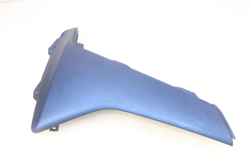 photo de BAS DE CAISSE DROIT YAMAHA N-MAX NMAX 125 (2017 - 2020) - Gros plan technique