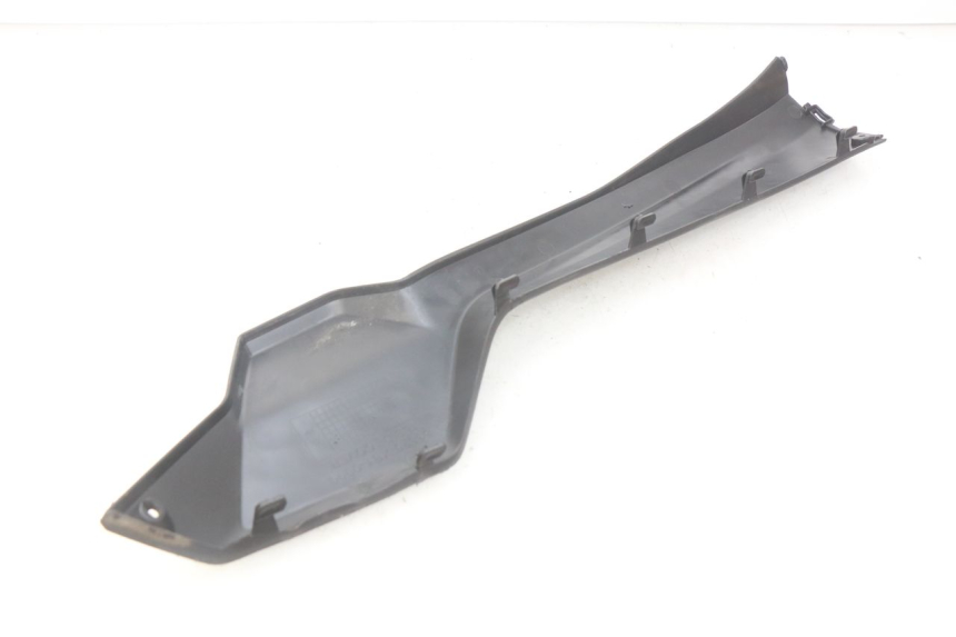 photo de BAS DE CAISSE DROIT SYM ORBIT III 3 4T 50 (2018 - 2021) - Détail de la pièce