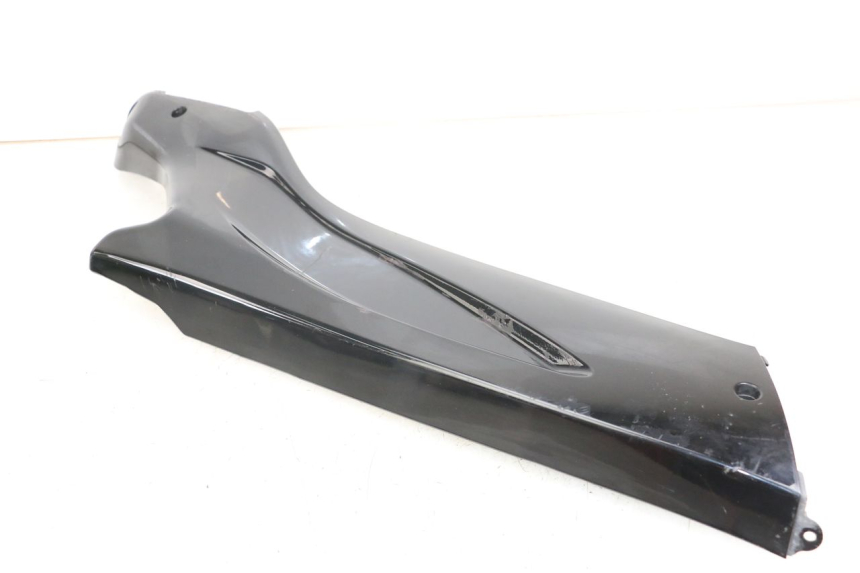 photo de BAS DE CAISSE DROIT DAELIM S3 125 (2010 - 2017) - Gros plan technique