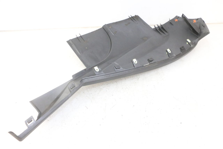 photo de BAS DE CAISSE DROIT PEUGEOT SATELIS 125 (2013 - 2018) - Vue d’ensemble